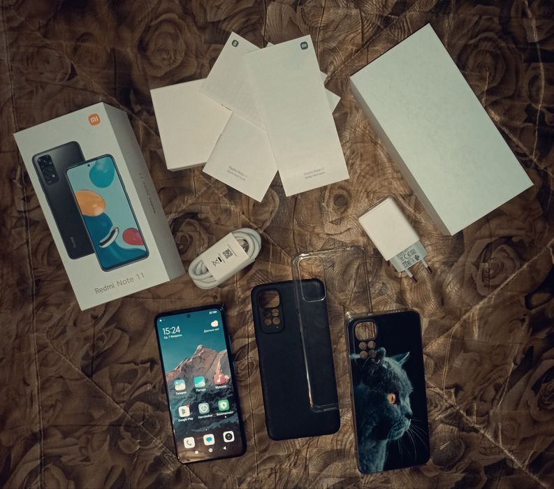 Redmi Note 11 8/128 в броне, чехле