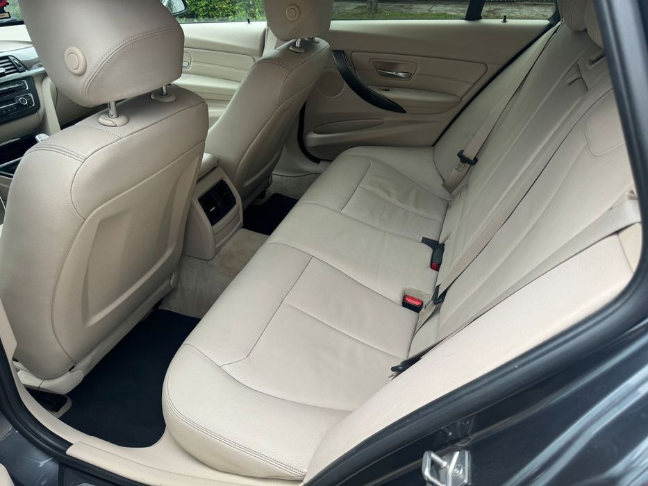 BMW Seria 3 / 320d / Automata / 185 CP / Bi-Xenon / Angel Eyes