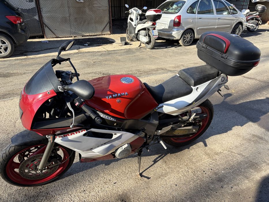 Продавам мотор Ямаха шосейка и скитери.