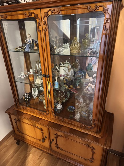 Vitrina lemn cu geam