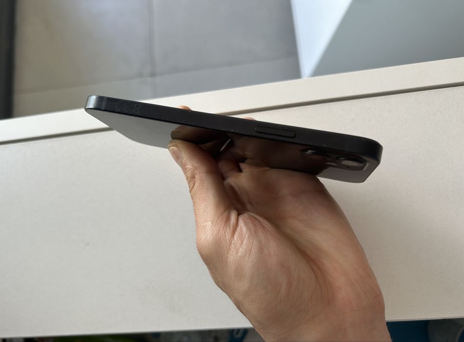 iphone 12, 64gb!