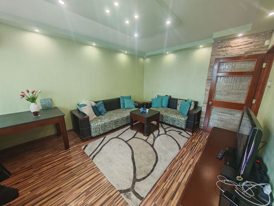 Продава се Тристаен апартамент в Бургас, Изгрев - 70 кв.м за 1181 €/кв.м - Снимка #10