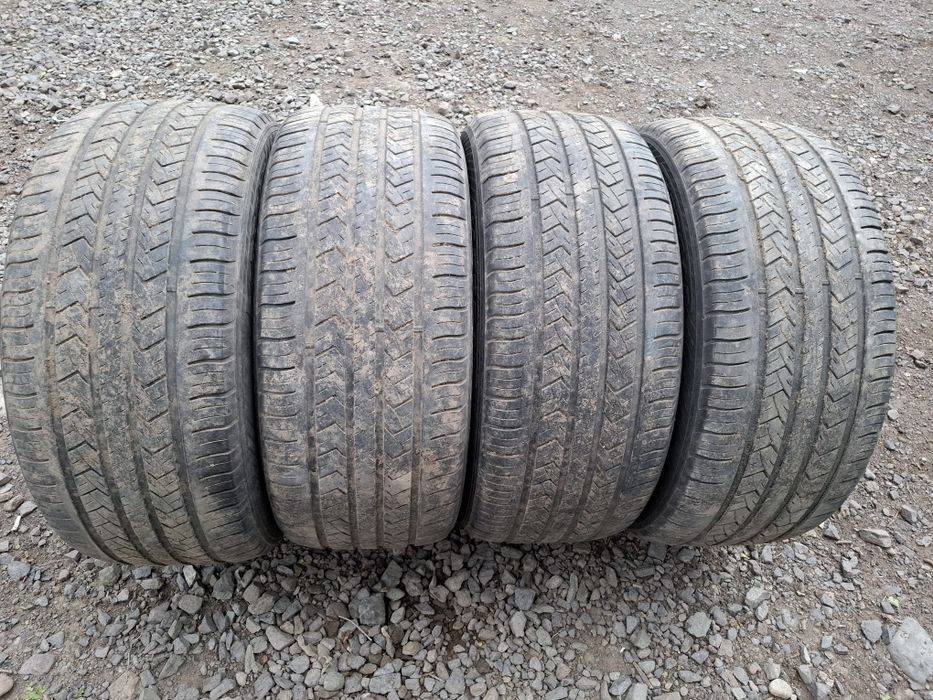 Комплект шин 285/50R20 Farroad