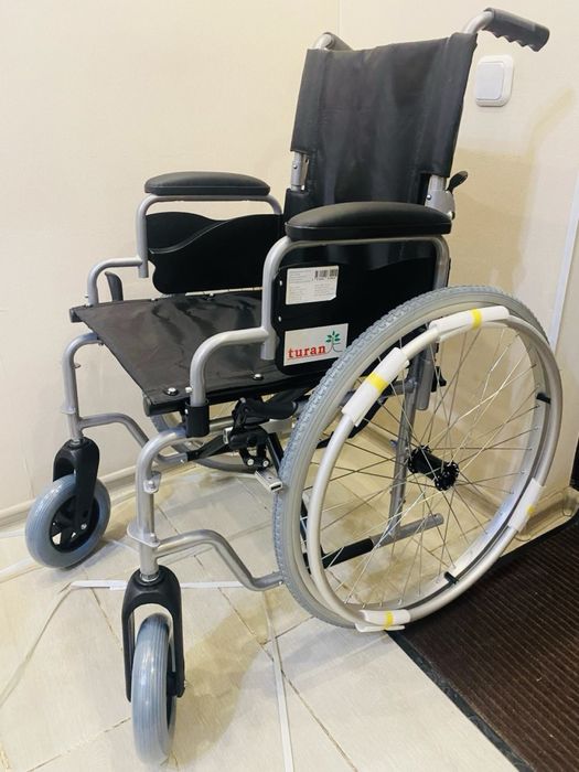 Инвалидное кресло