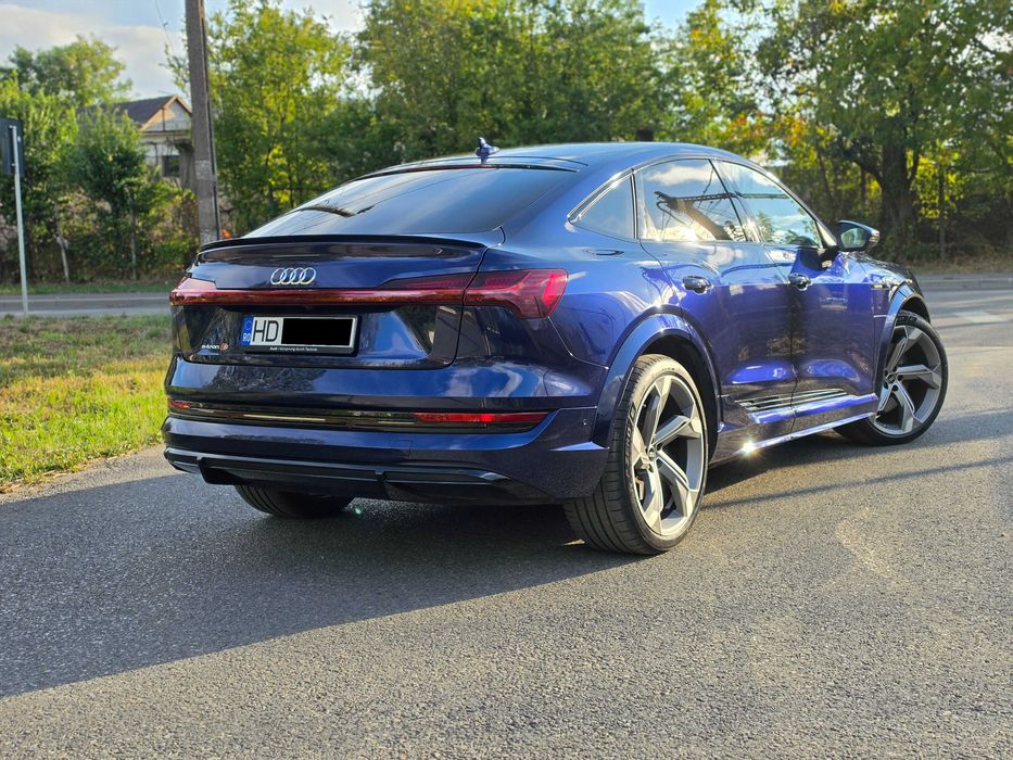 AUDI e-tron 2022 — imagine 2