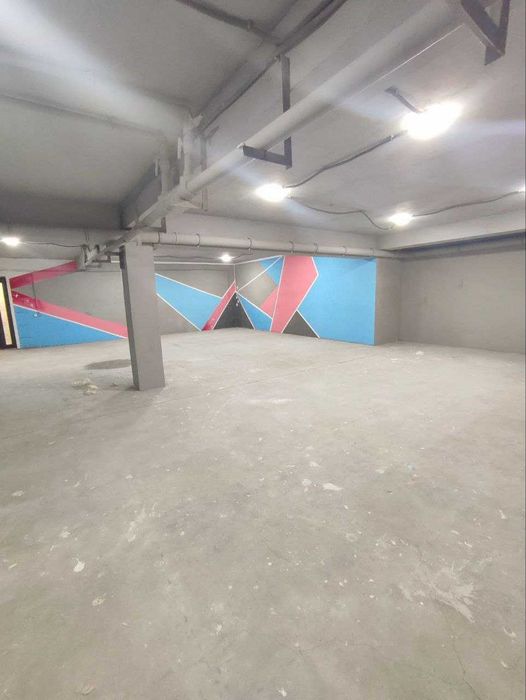 Паркентский цоколь в новостройке 308 м² 2 входа 1-линия вдоль дороги