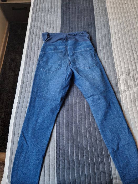 Продавам дънки за бременни