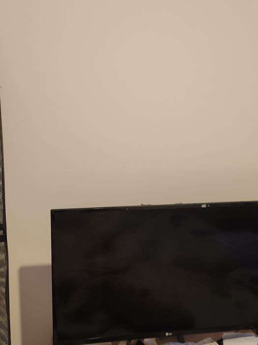 Televizor LG defect