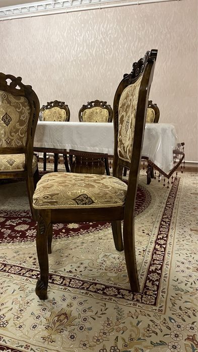 Стулья 16 штуккк