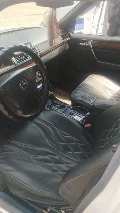 Продам Мерседес w124 и w210