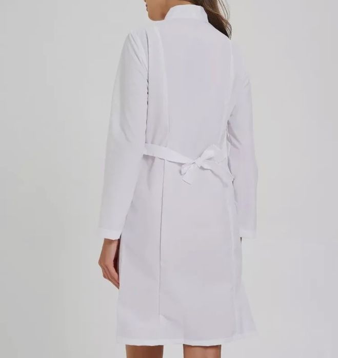 Женский медицинский халат