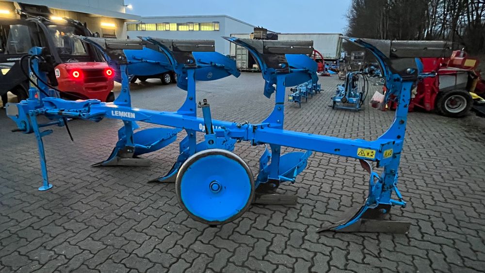 Lemken Opal 110  Claas Arion, case puma Belarus tortadi.