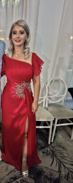 Vand rochie evenimnte/ nasa