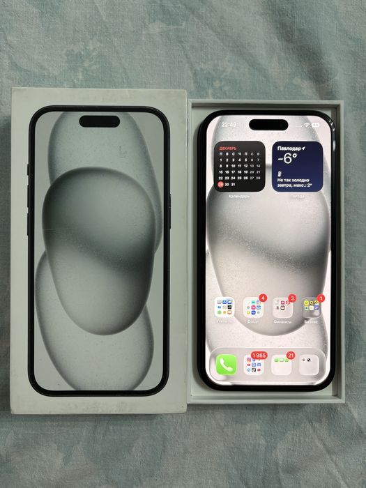 Продам iPhone 15 128