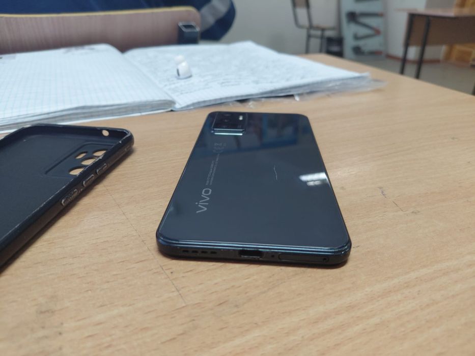 Продажа или обмен Vivo v23e