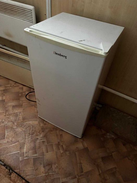Холодильник Elenberg