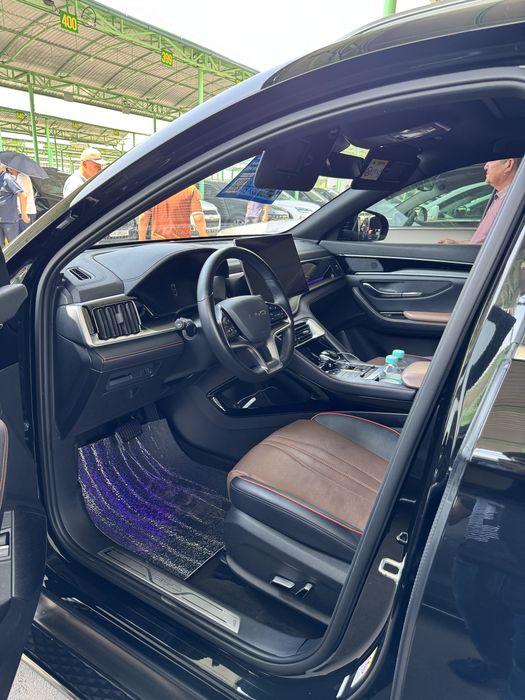 BYD song plus AWD