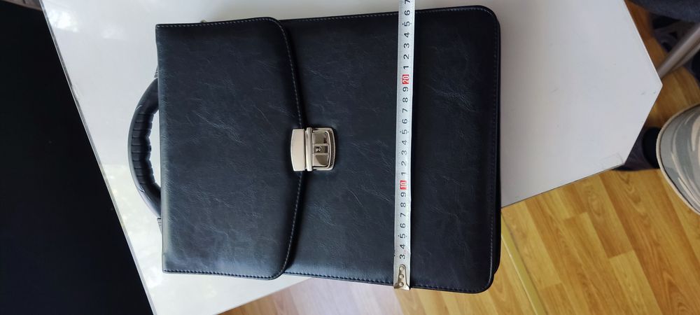 Офис чанта естествена кожа