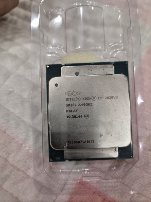 Intel Xeon E5-2620 v3