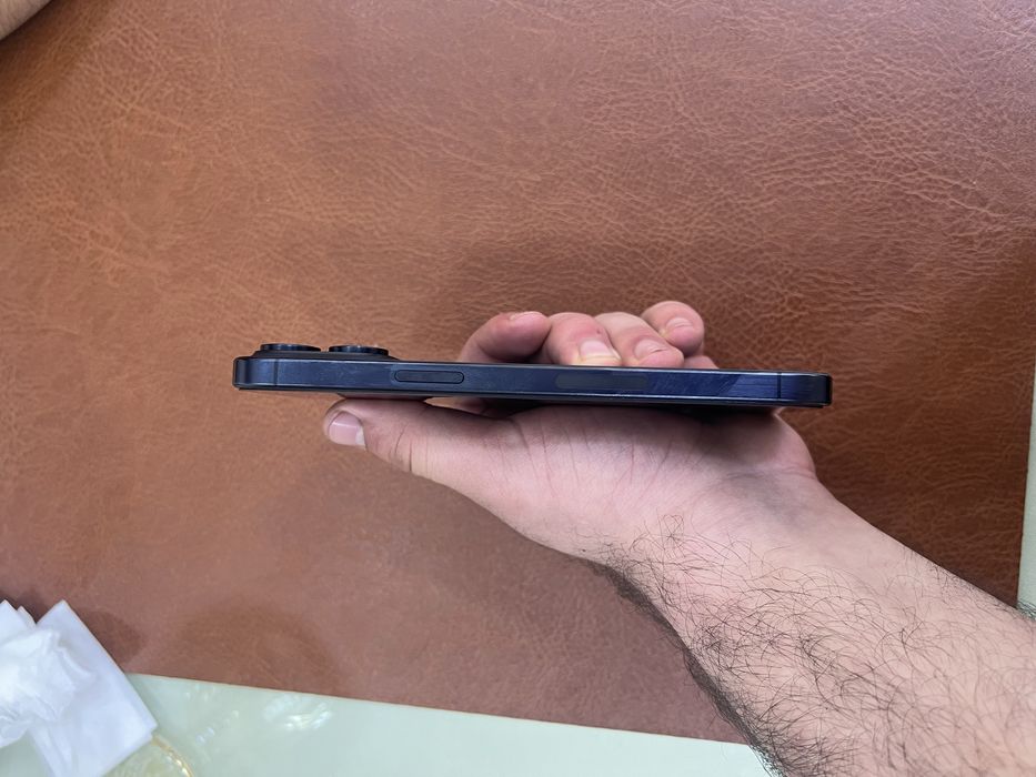 Iphone 15 Pro Max turbo sim