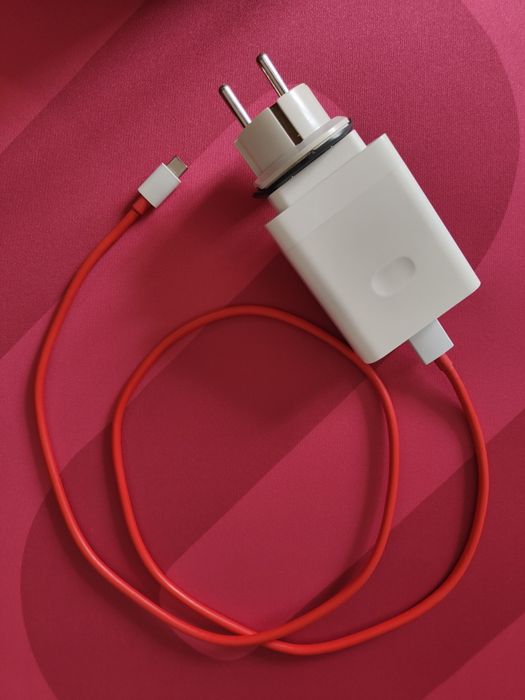 продам One Plus 11R