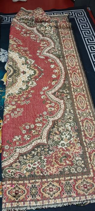 Продам Ковер 260-180.