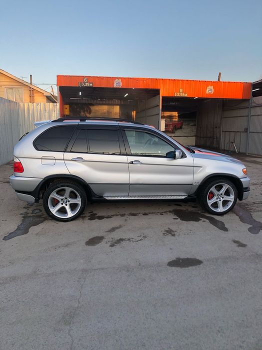 BMW X5 2003 год
