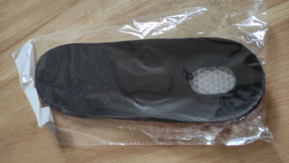 Продам стельки силиконовые