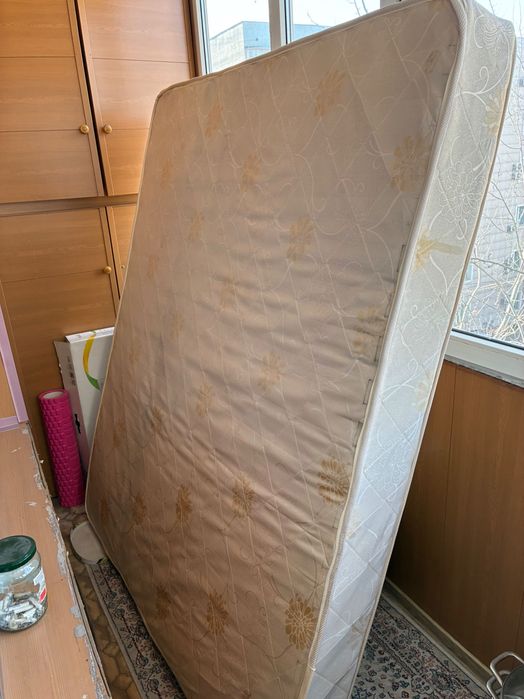 Продам матрас 160х200
