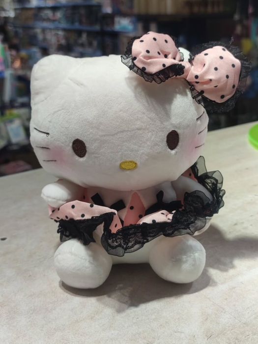 Игрушка мягкая Китти.