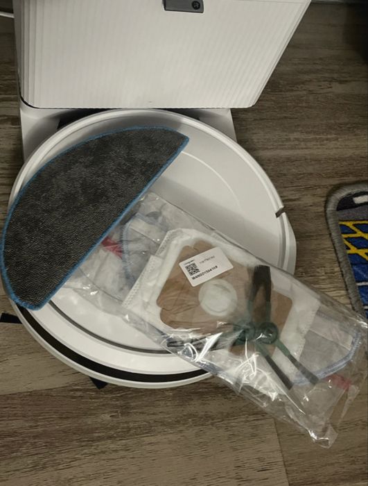 Robot de curatat iRobot Roomba Combo Essential 2