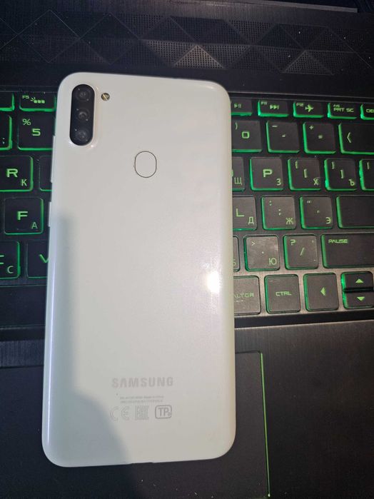 Samsung A11 Недорого. Целый.