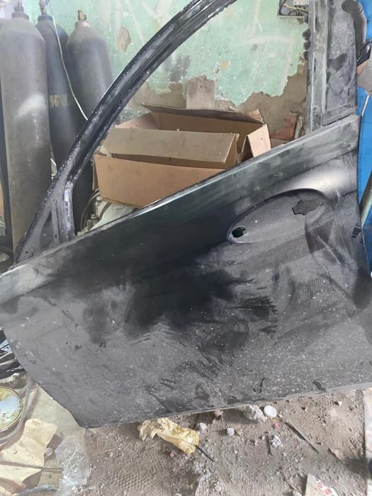 Продам дверь на бмв алюминий