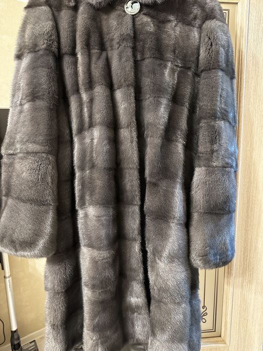 Продам норковую шубу