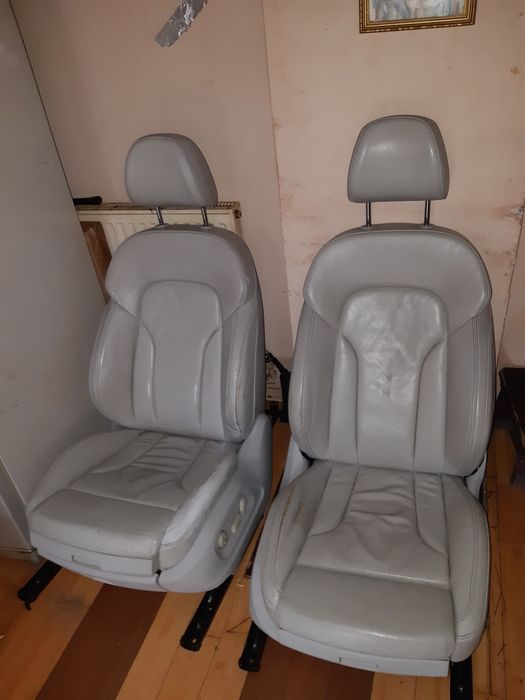 Vand scaune de audi Q5