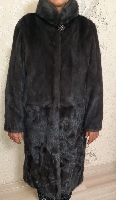 Продам норковую шубу