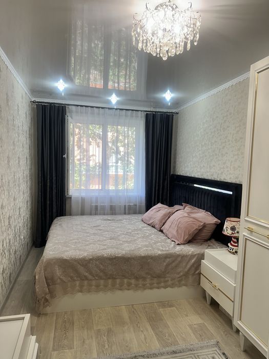 Продам спальный гарнитур