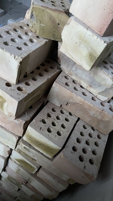 Кирпичи новые Майкудук