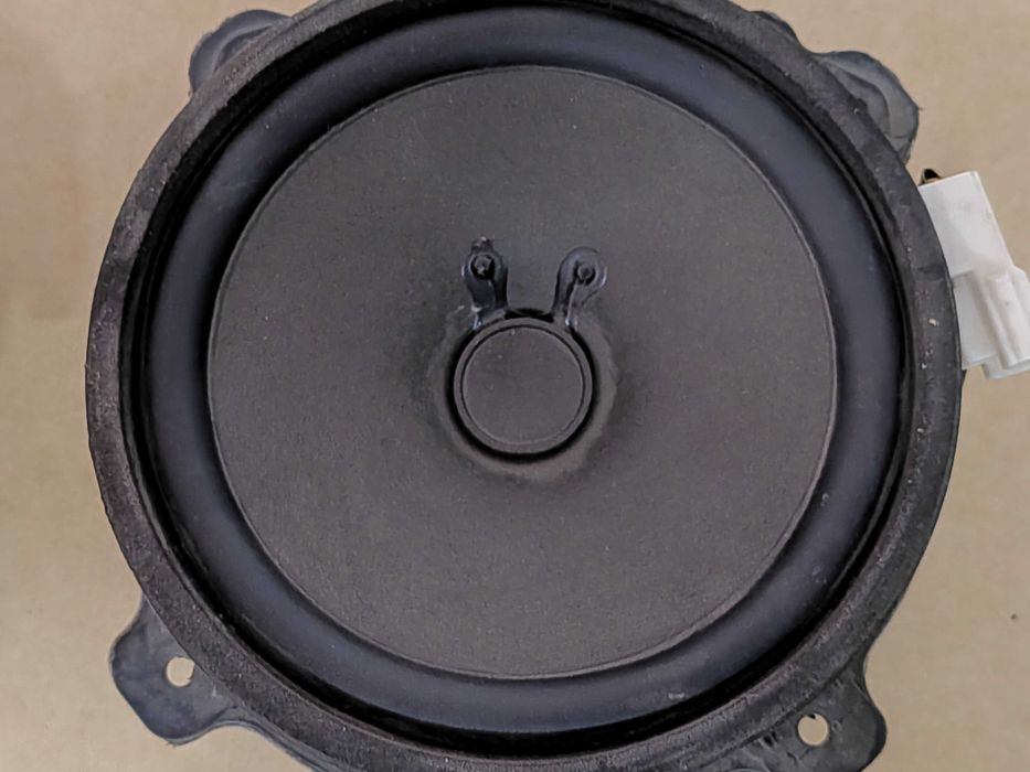 Колонки от Ласетти