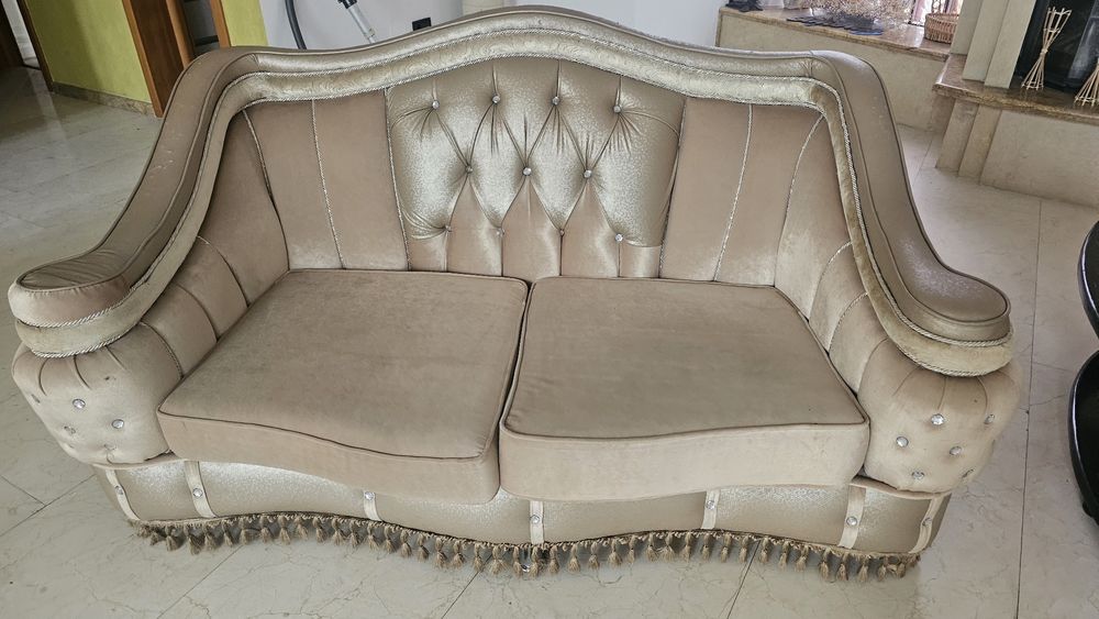 Canapea Chesterfield