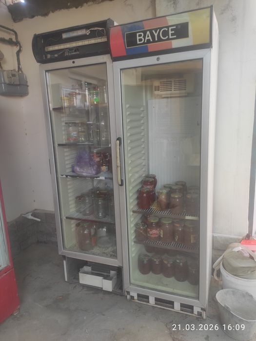 Витрина холодильник