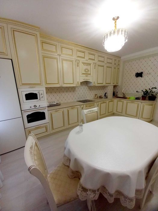 Продам 4 комн квартиру срочно
