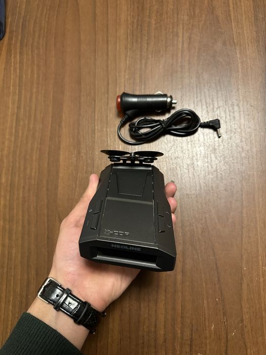 Neoline X-Cop 7700s Antiradar srochna sotiladi