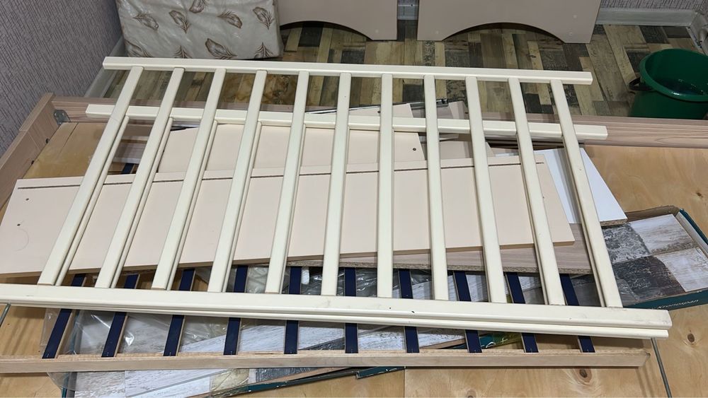 Срочно продам детскую кроватку
