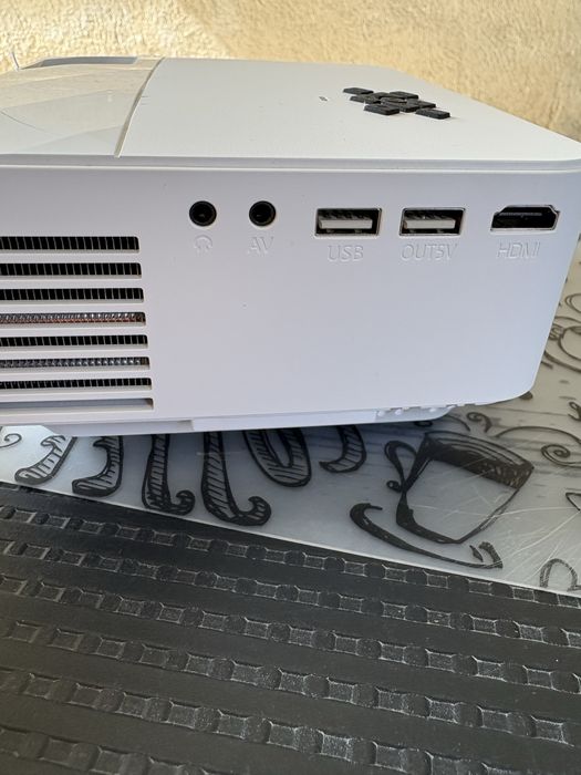 Проектори  по 30 евро