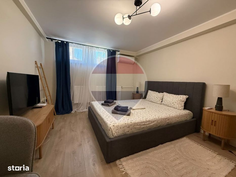 Garsonieră modernă | Peninsula Constanța | Aproape de Piața Ovidiu
