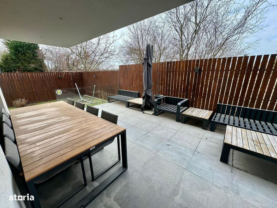 Vila design modern, situata in apropiere de Cambridge School