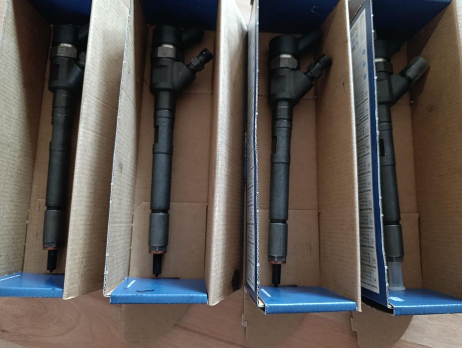 Дюзи Bosch за Пежо 206, 1.6 HDI, чисто нови