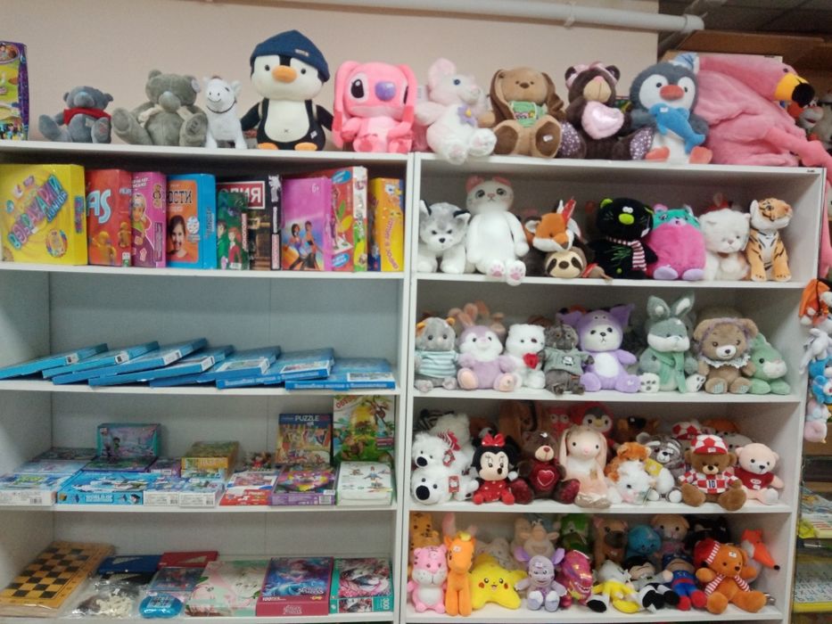 Продаётся отдел игрушки