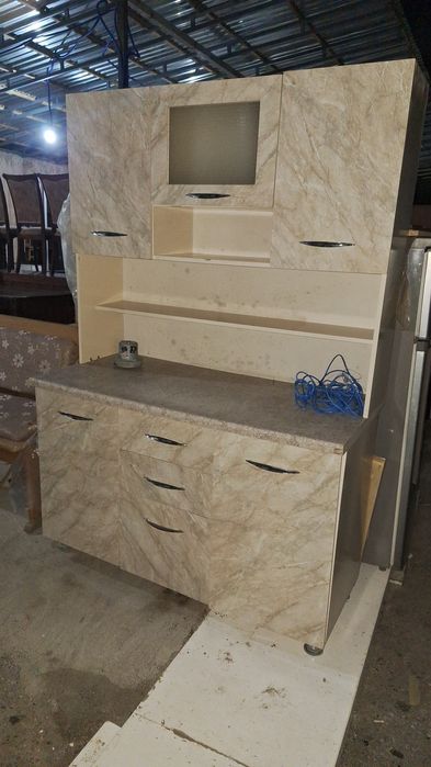 Срочно продам Кухонный гарнитур цены в описание